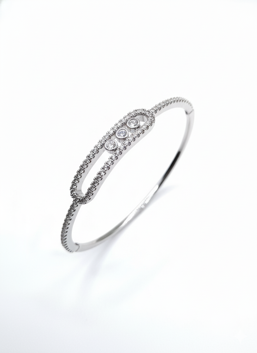 Floating Diamond Thin Bracelet