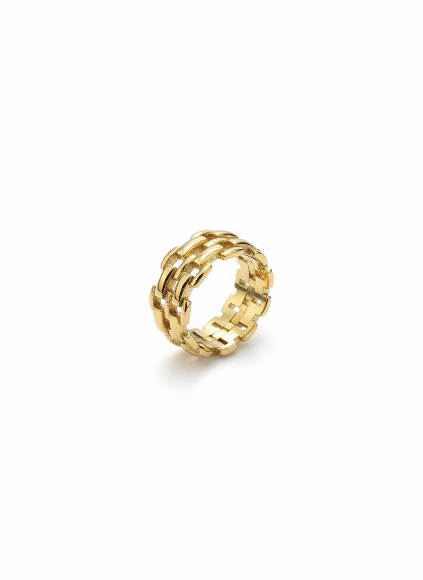 Gold Link Ring