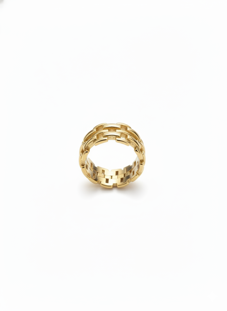 Gold Link Ring
