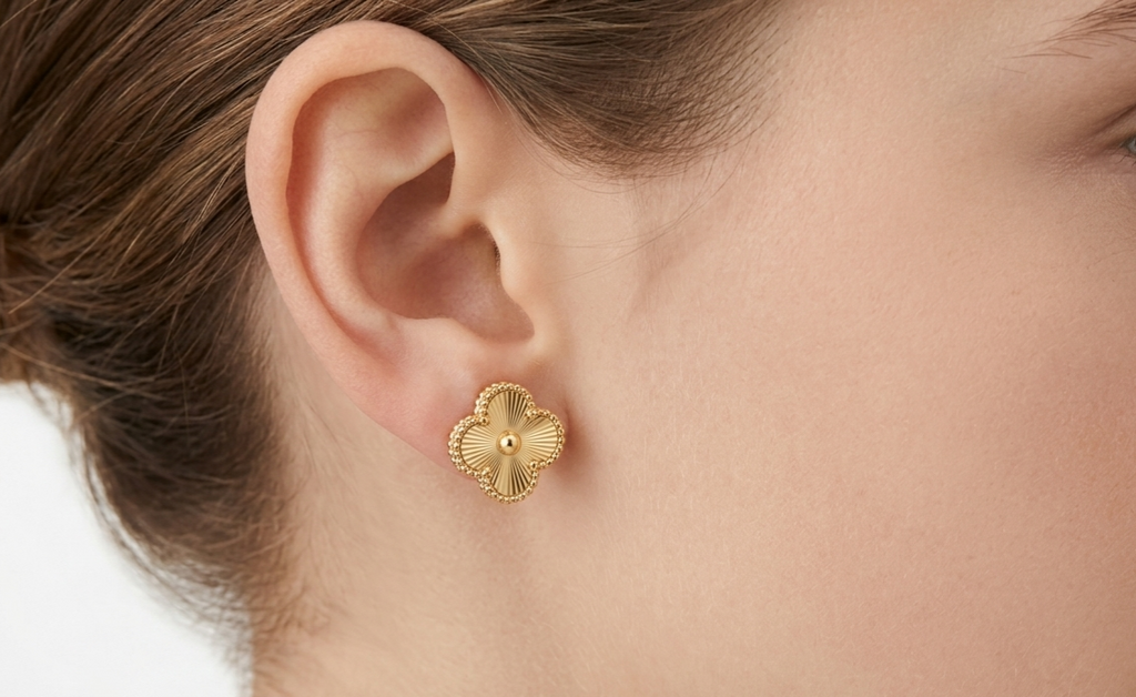 Clover Motif Stud Earrings