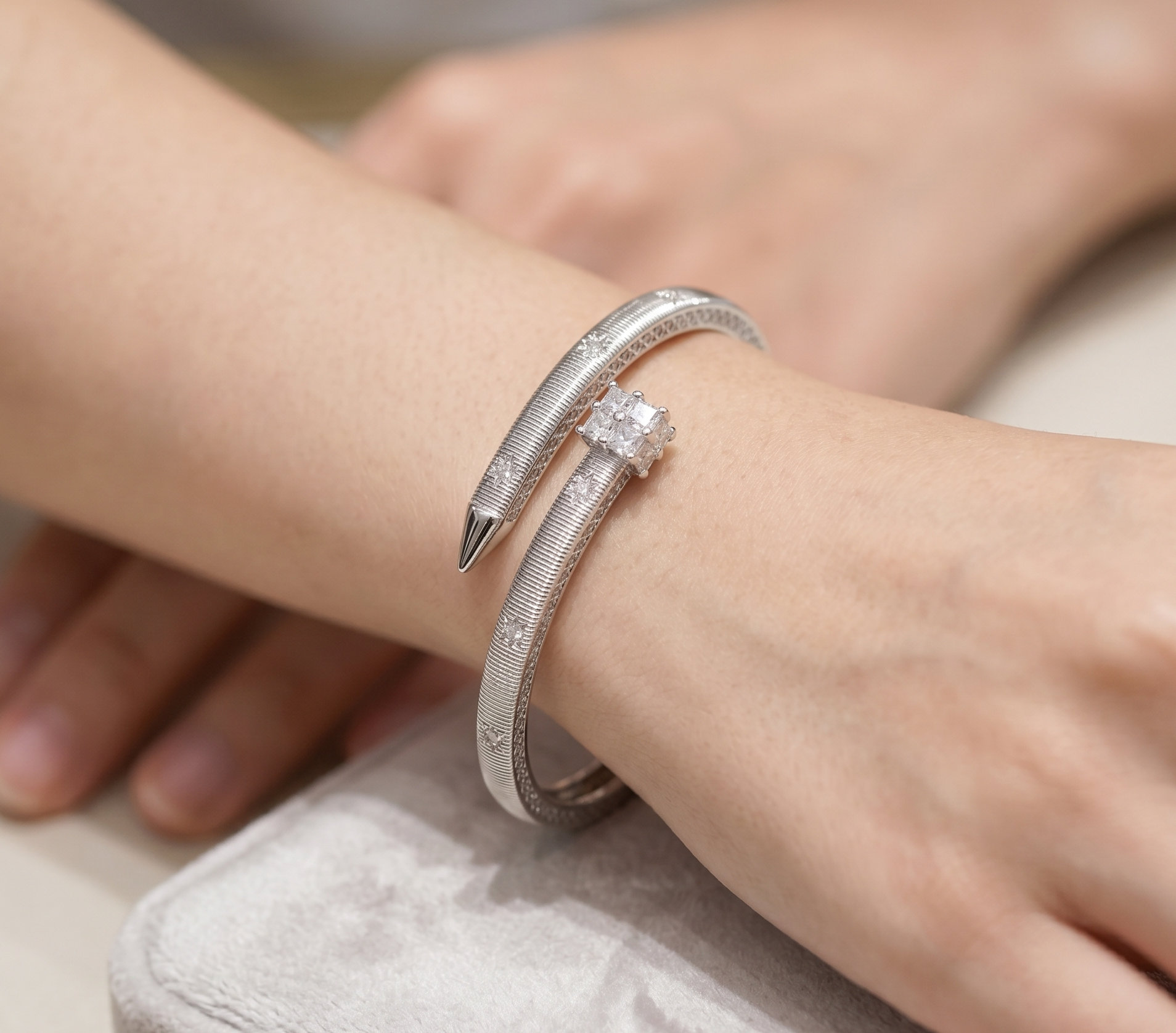 Star Nail Cuff Bangle Bracelet